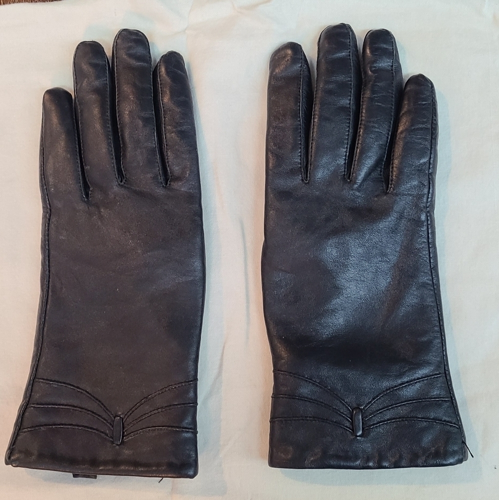 Faux Fur Interior Gloves